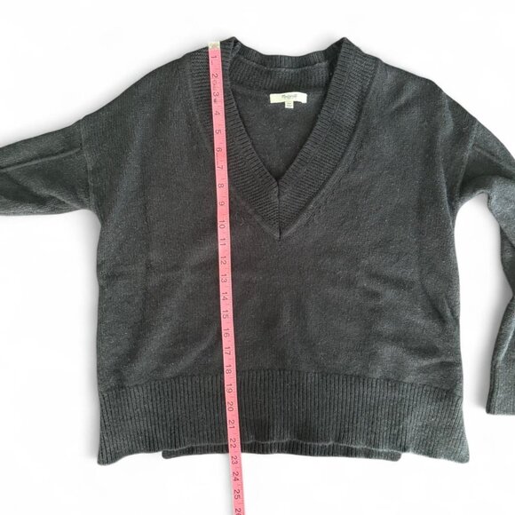 Madewell V-Neck Long Sleeve Knit Extra Small Black Boxy Sweater Women's Size XS - Picture 4 of 8